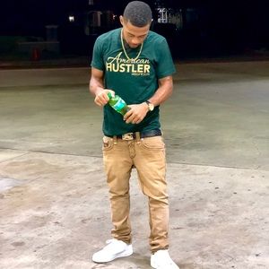 Meet your Posher, Pierre